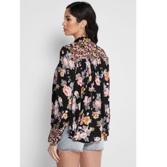 Free People hold on to me Button Down Floral Shirt size Small Boho - Picture 2 of 10